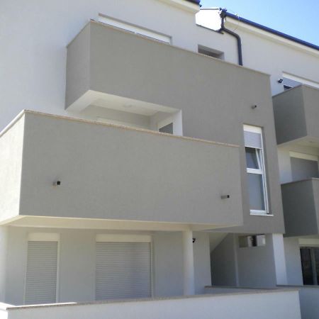 Apartments Venerea Nin Luaran gambar