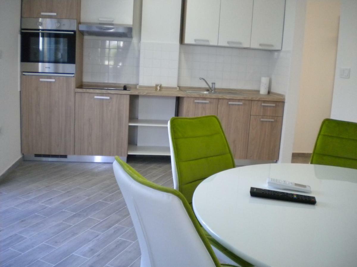 Apartments Venerea Nin Luaran gambar