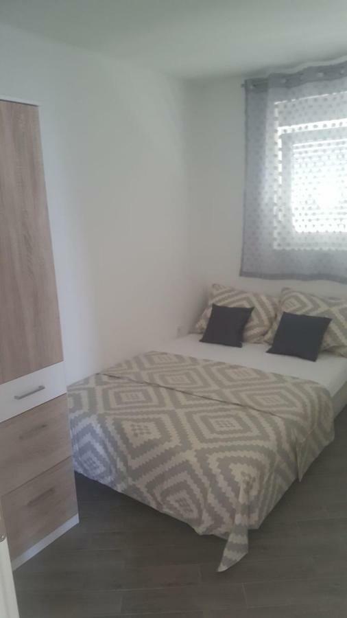 Apartments Venerea Nin Luaran gambar