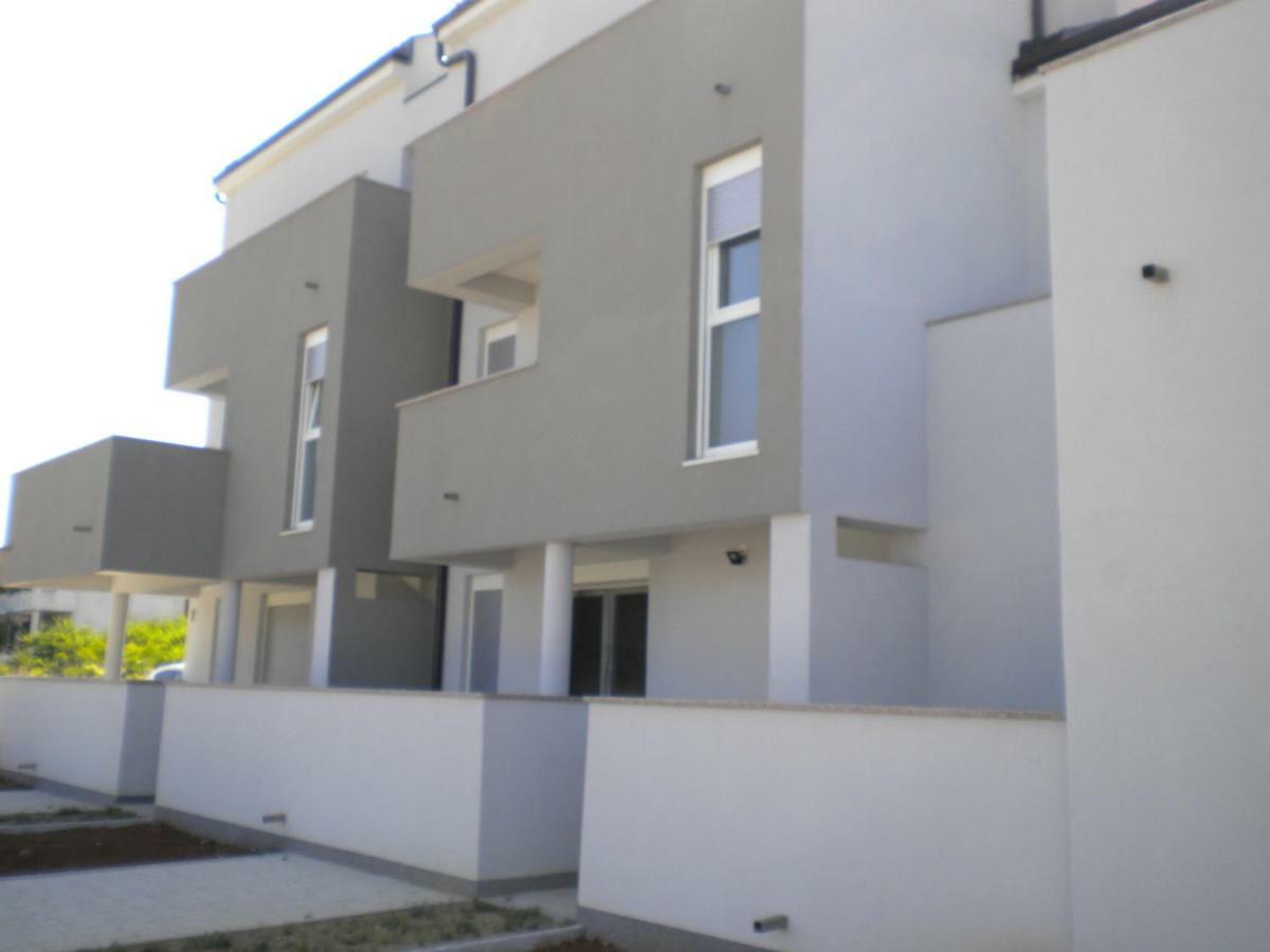 Apartments Venerea Nin Luaran gambar